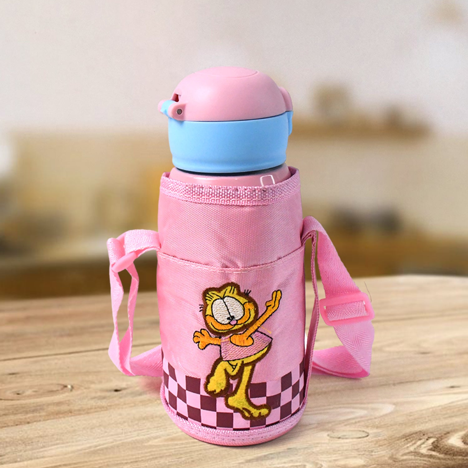 Thermos steel Double Wall Vacuum Bottle With Cover & Strap 600ml Approx