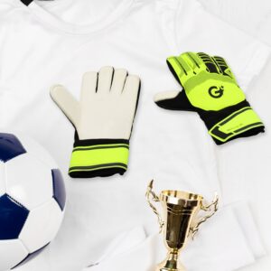 Kids Sports Goalkeeper Gloves with Finger Protection (1 Pair)