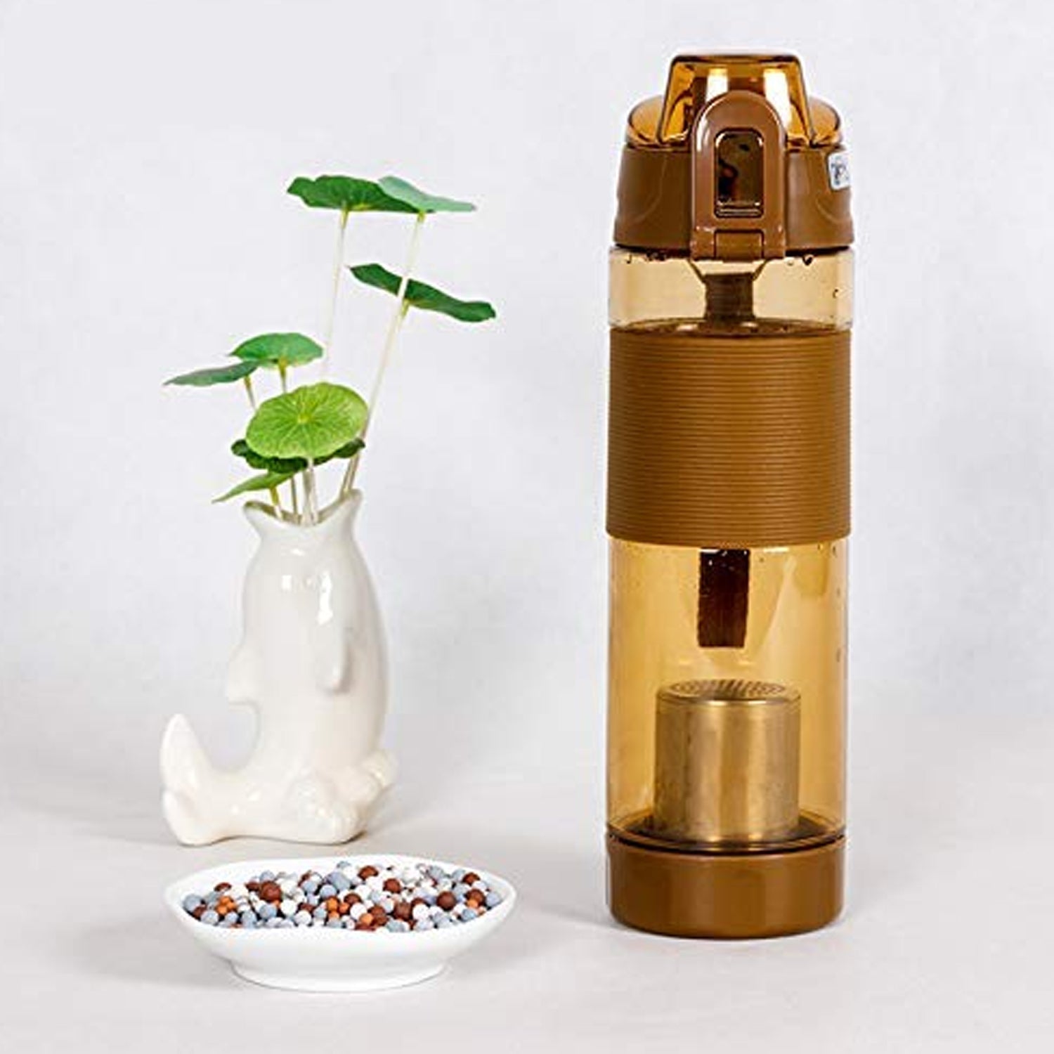 Customized Alkaline Water Bottle Food Grade Plastic Stylish Portable Use Particulates