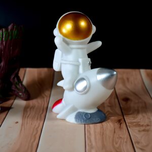 Space Astronaut Figurines Resin Mini Model Home Decor DIY Desktop Ornament Miniatures