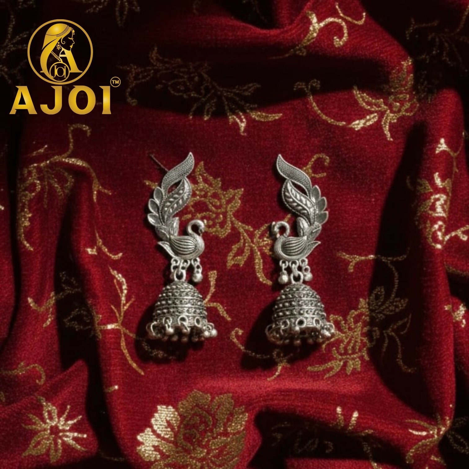 Regal Swan Motif Earrings