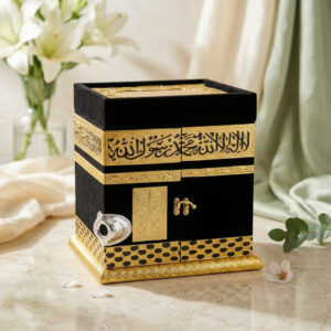 Premium Velvet Kaaba Replica – Luxury Islamic Gift & Decor Box
