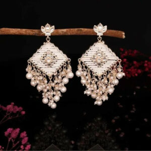 Elegant Silver-Toned Kundan Chandelier Earrings with Traditional Pearl Jhumka Drops