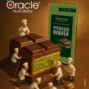 Oracle Nuts & Berry Dubai Pistachios Kunafa Bar Chocolate 100 gm