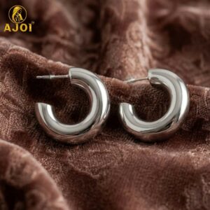 Classic Silver Chunky Hoop Earrings with Bold Curved Design for Elegant Everyday Wear